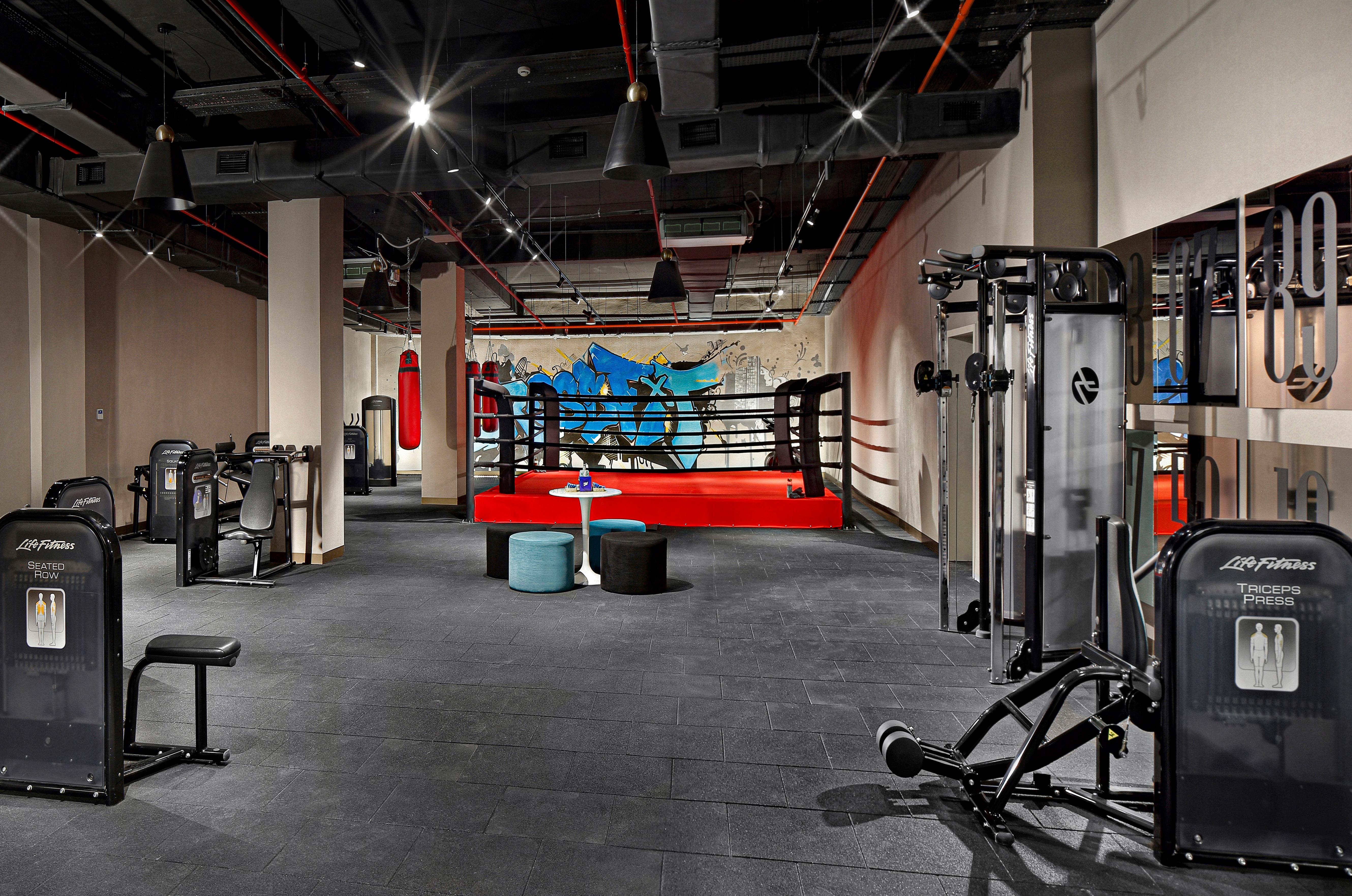Wanda Vista Istanbul Hotel Exterior foto The gym at The Standard East Village